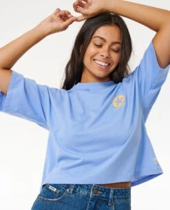 Flourish Heritage Crop Tee -Wavy Trend Wear 095wte 8962 1